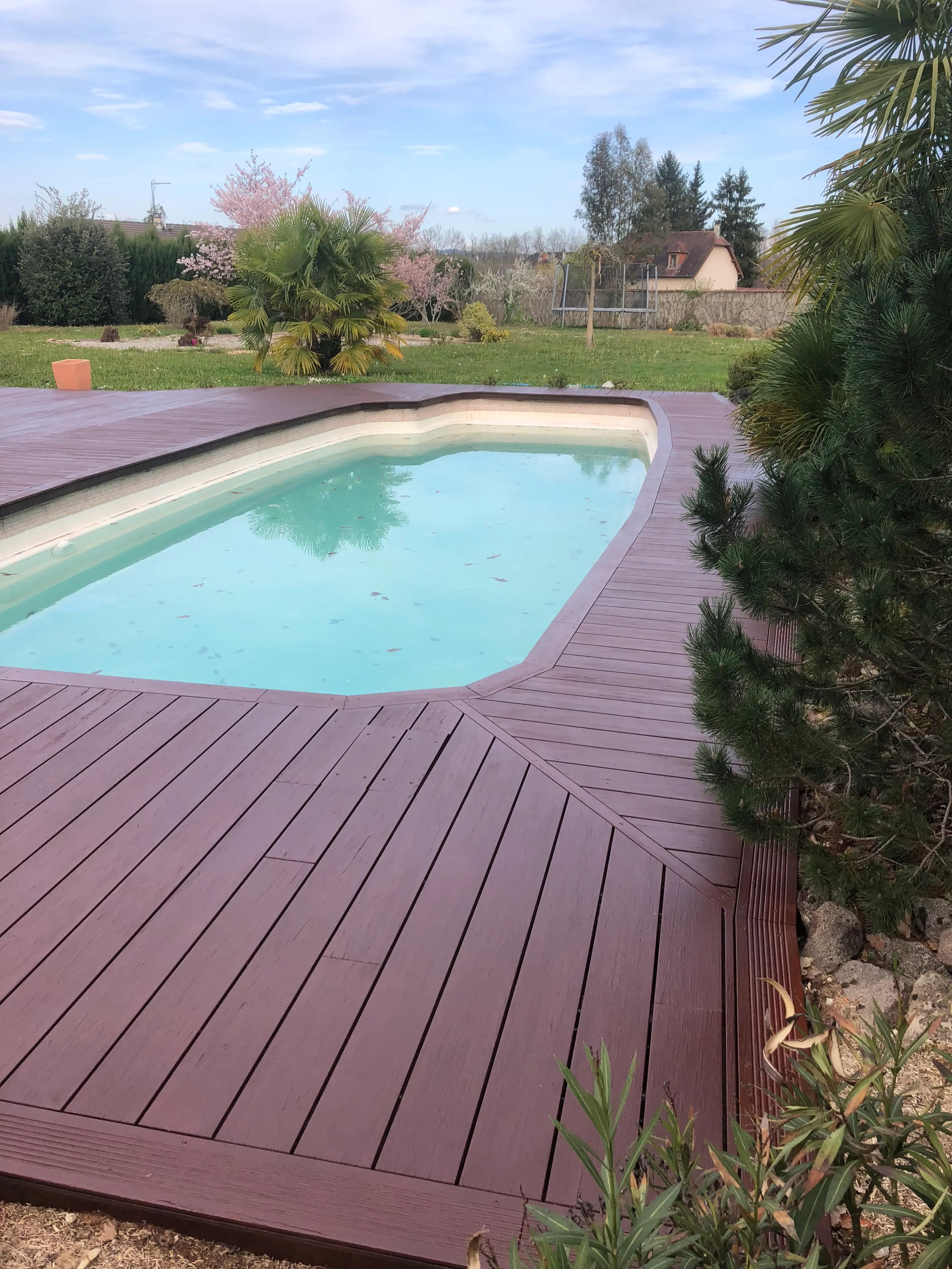 Dessous de toit avec habillage PVC blanc neuf